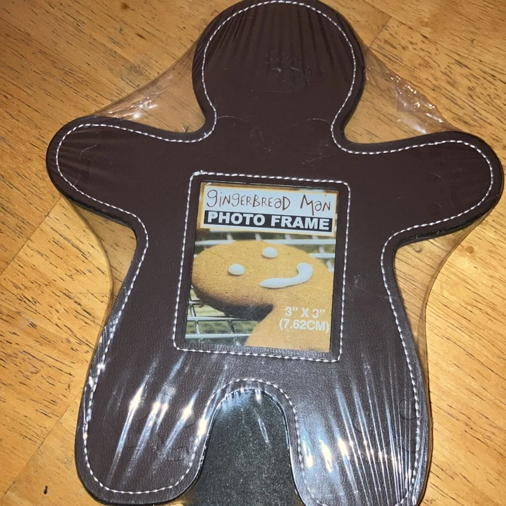 Gingerbread man photo frame